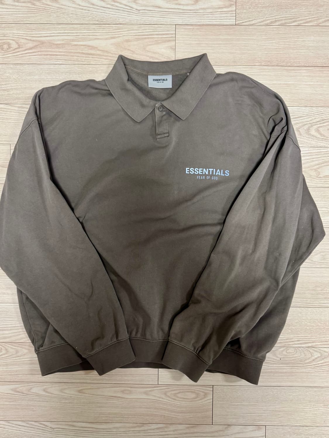 피오갓 에센셜 폴로 롱슬리브 xl 팝니다 상품이미지1