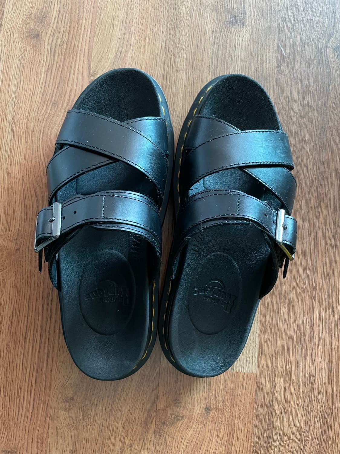 닥터마틴 마일즈 슬라이드 슬리퍼 250 상품이미지3