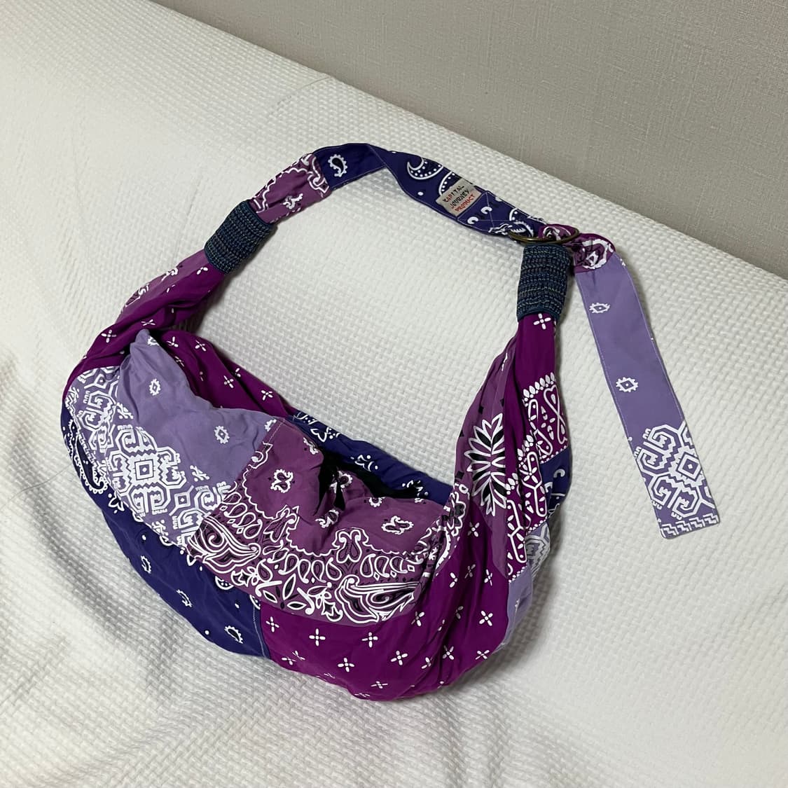 캐피탈 가방 반다나 호보백  상품이미지1