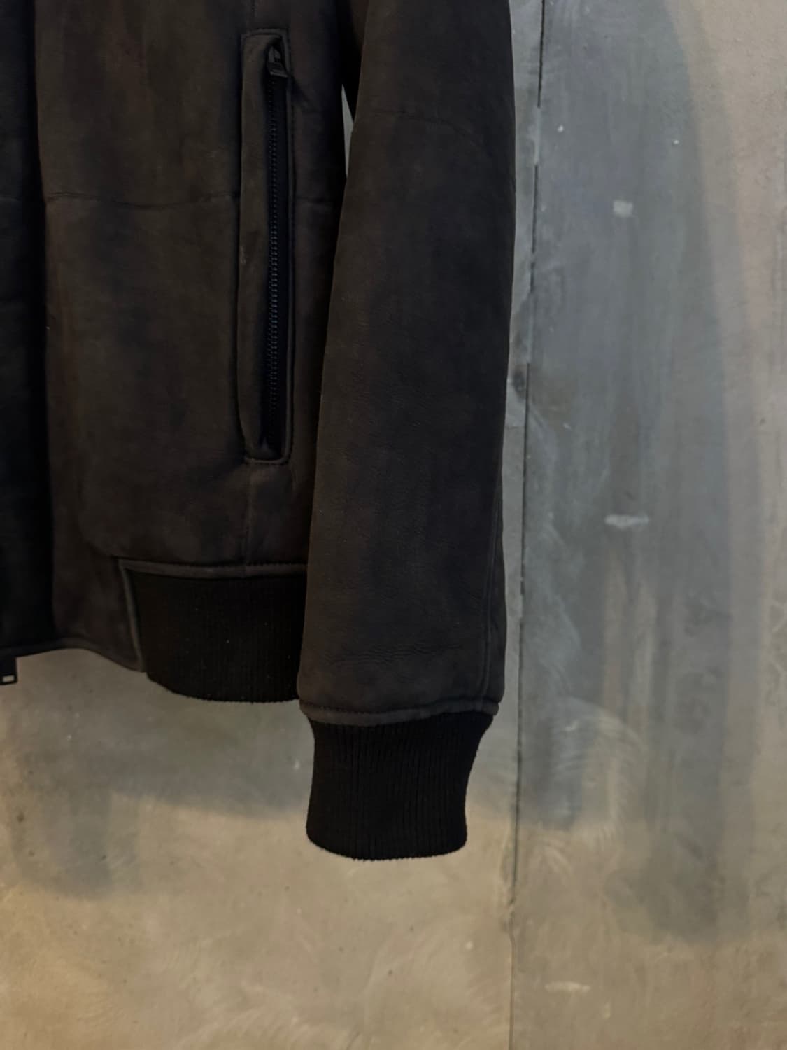 띠어리 램스킨 시어링 자켓 100 상품이미지6