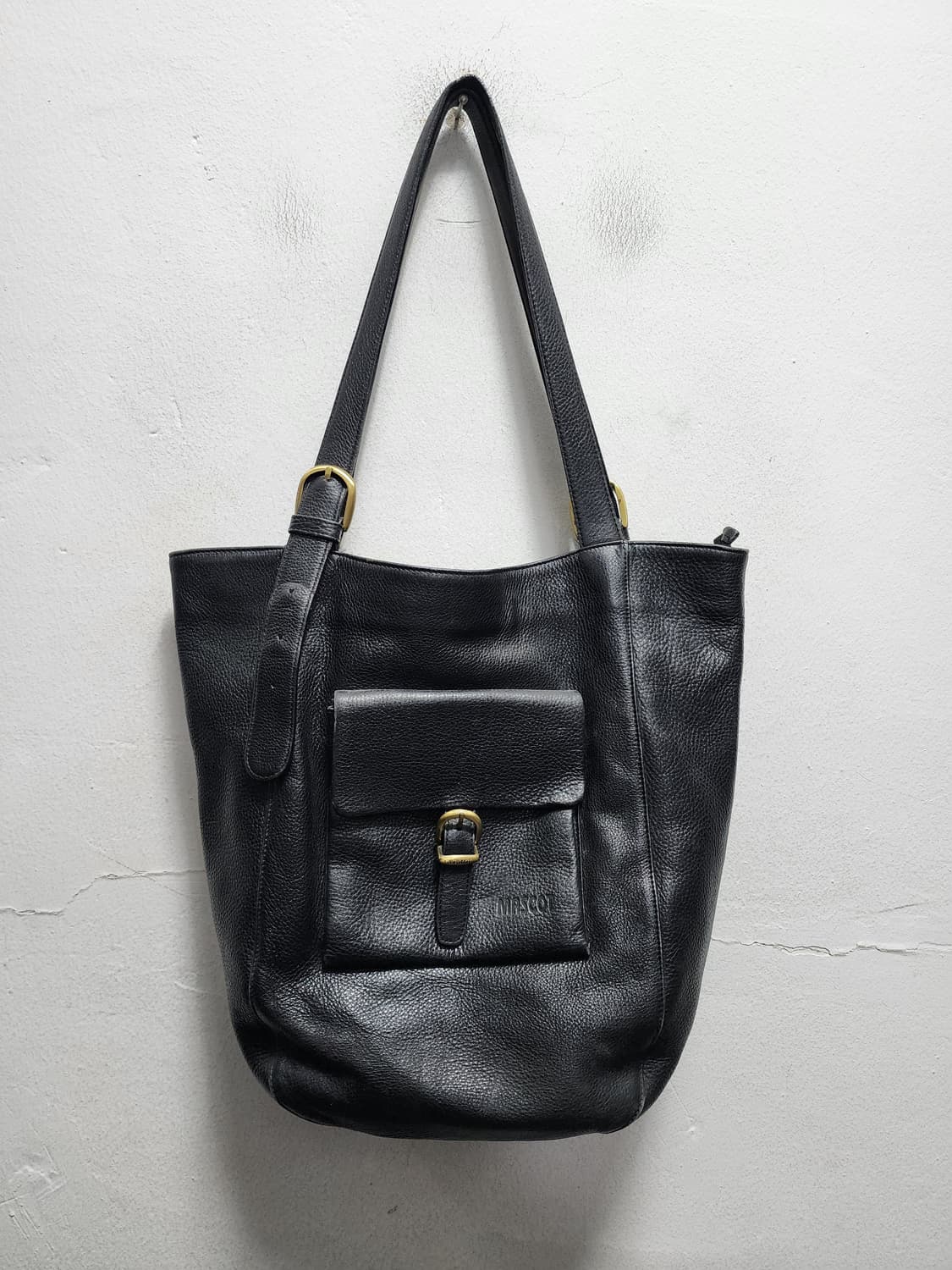 MOSCOT 모스콧 리얼레더 금장버클 숄더백 상품이미지1