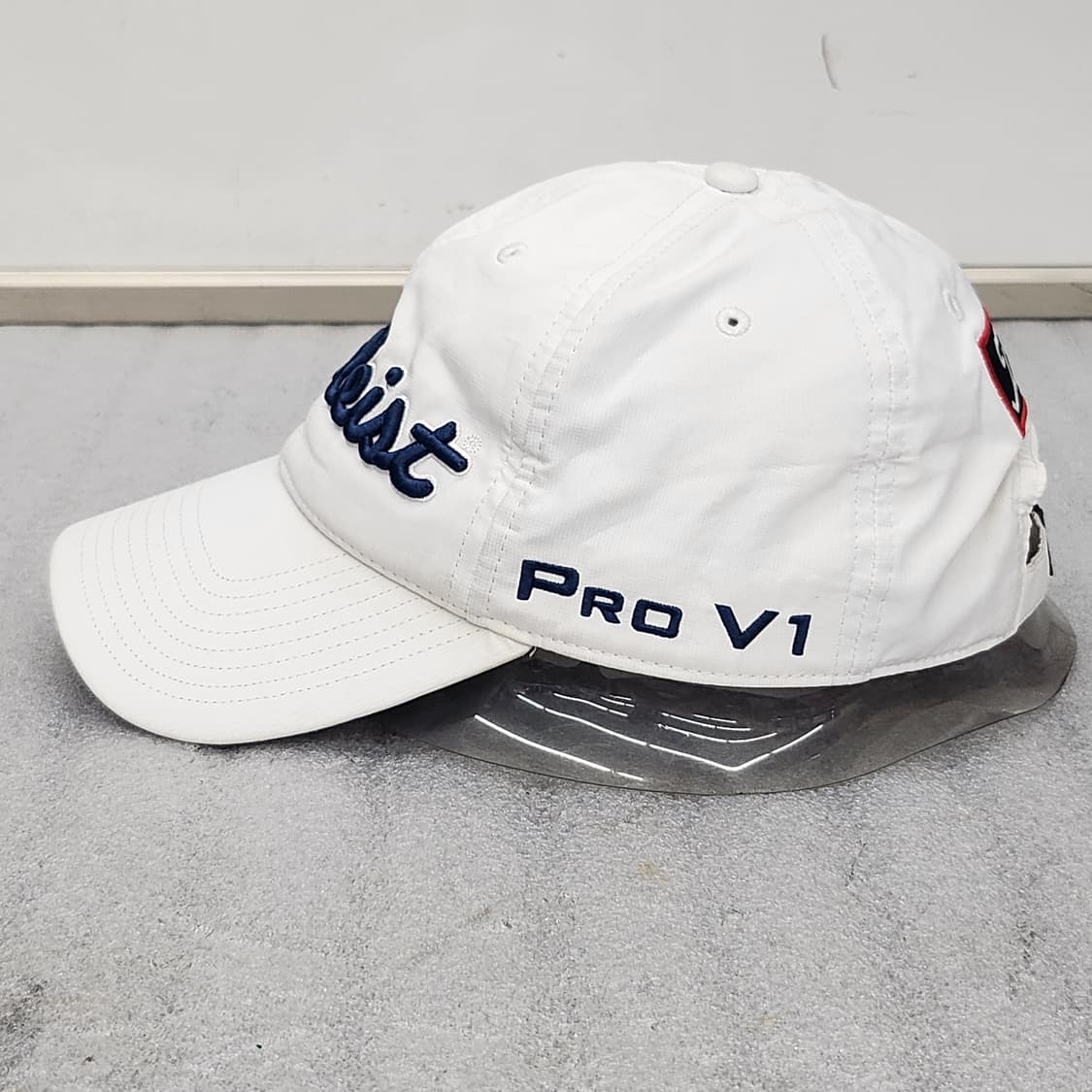 타이틀리스트 Pro V1 골프 모자 화이트 상품이미지3