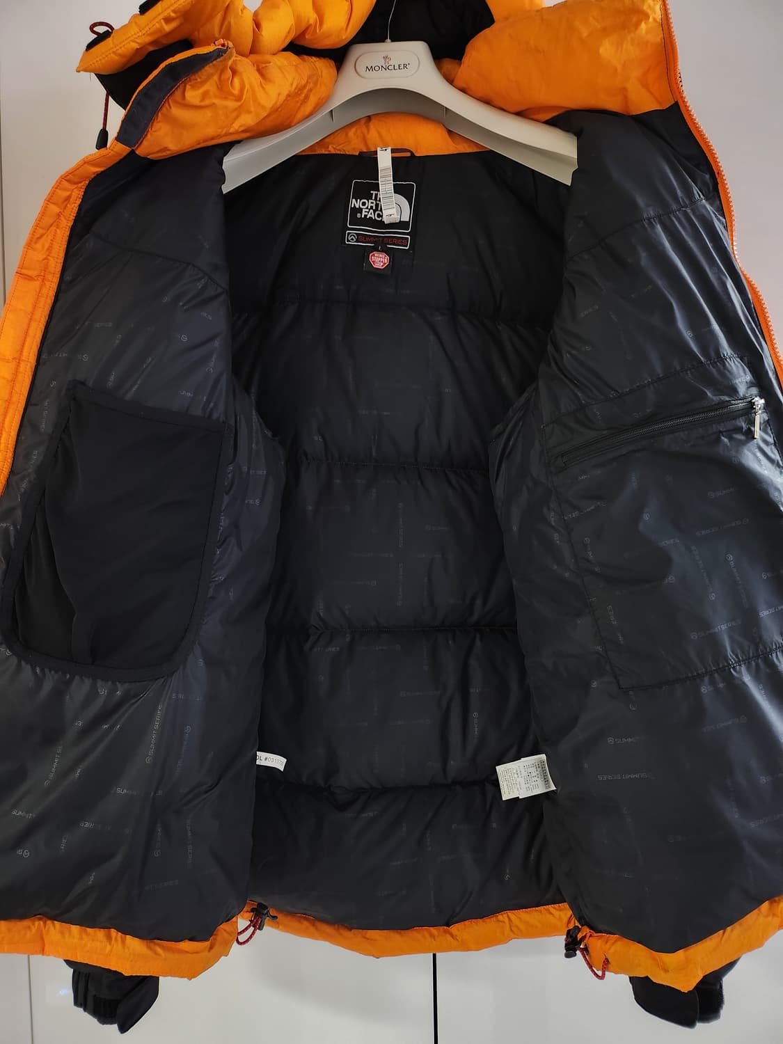 노스페이 구스패딩 상품이미지4