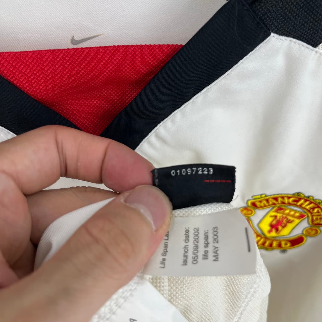 02/03 맨체스터유나이티드 어웨이 유니폼 상품이미지10