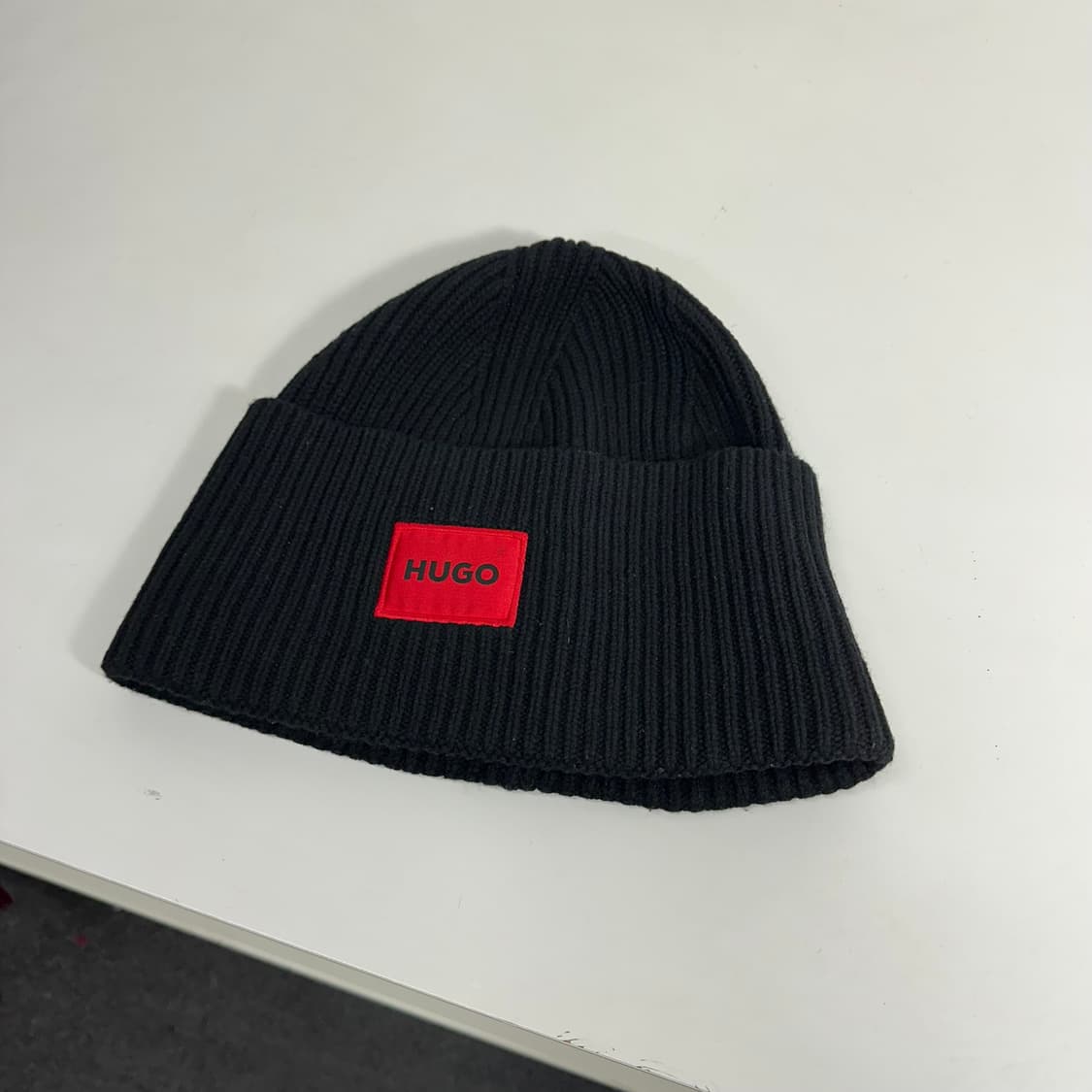 FREE 휴고보스 블랙 빅로고 비니 상품이미지2