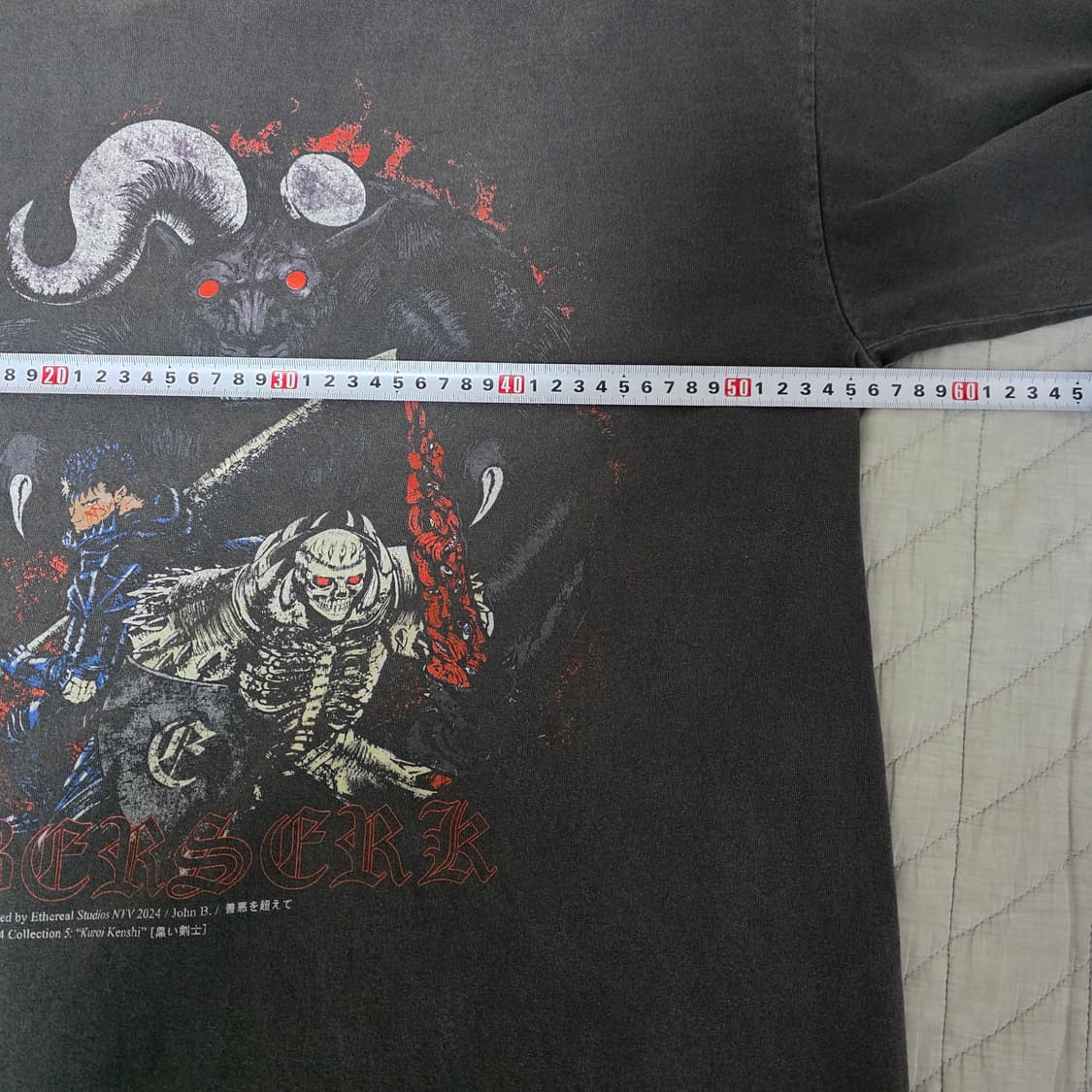 [L] 베르세르크 부틀렉 이더리얼 스튜디오 2024 페이드블랙 롱슬리브 상품이미지7
