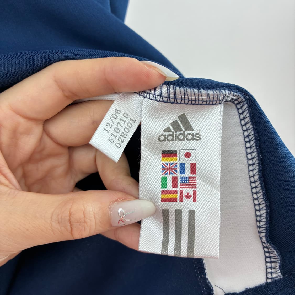 아디다스 자수로고 기능성 네이비 반팔 티셔츠 상품이미지6