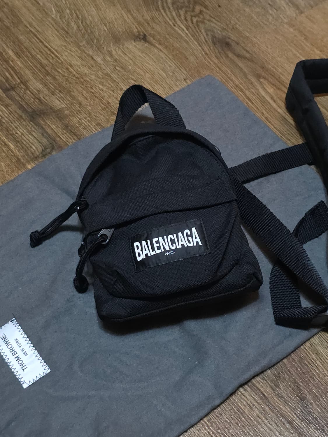 발렌시아가 미니 백팩 상품이미지1