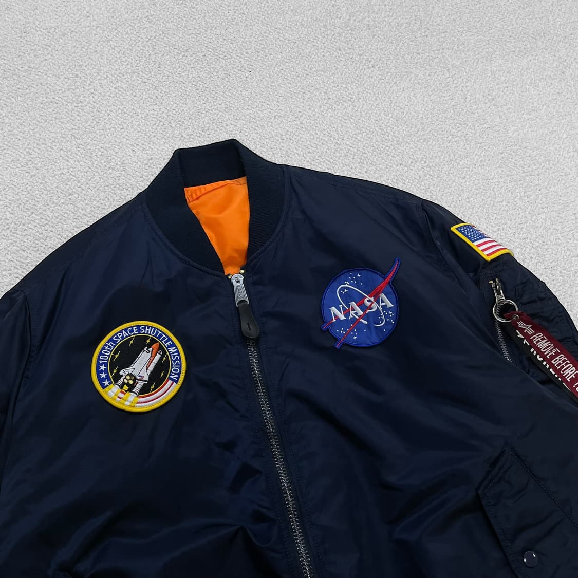 알파인더스트리 MA-1 나사 플라이트 봄버 자켓 네이비 상품이미지2