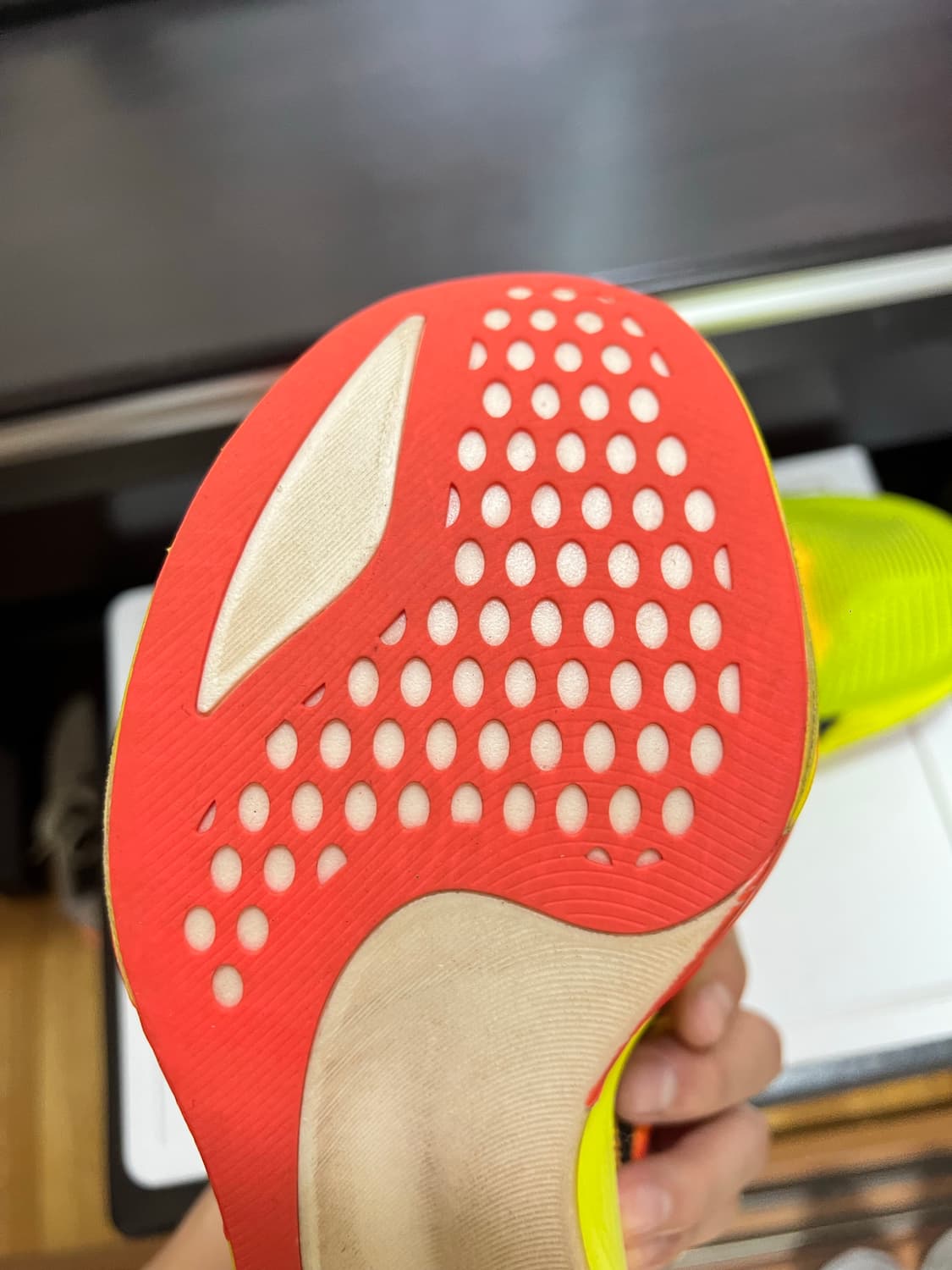 아식스 메타스피드 스카이 파리 260 상품이미지4