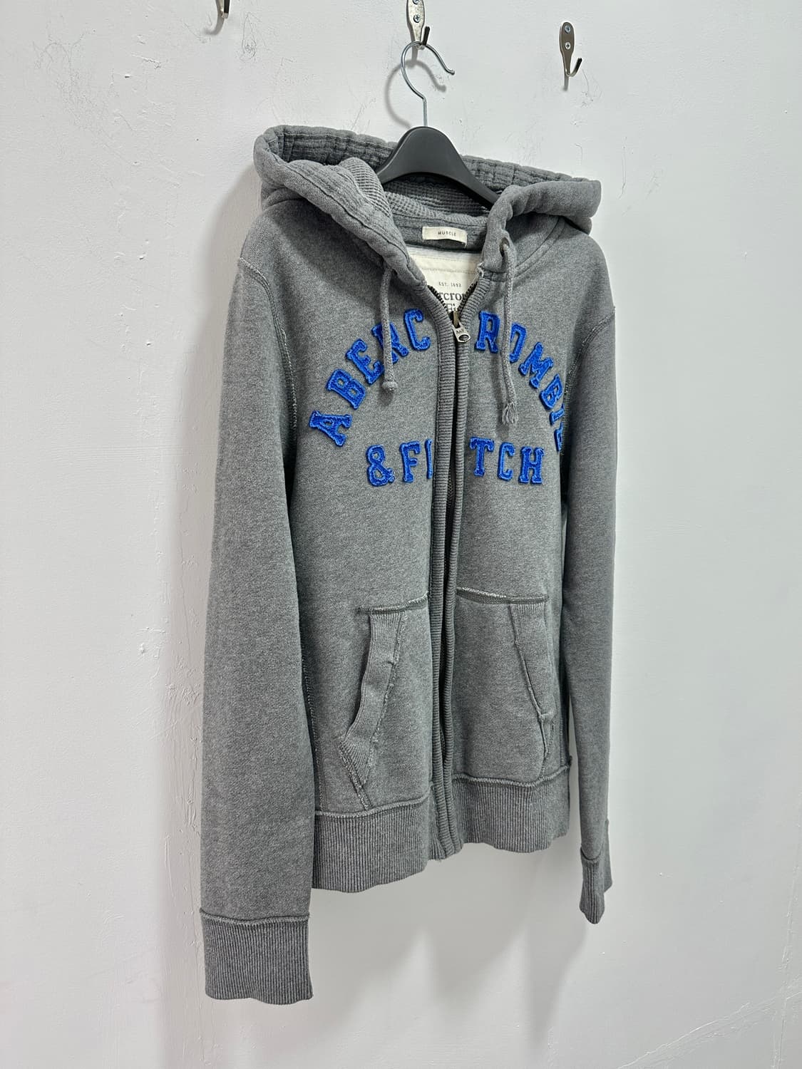 Abercrombie lettering hood zip 상품이미지3