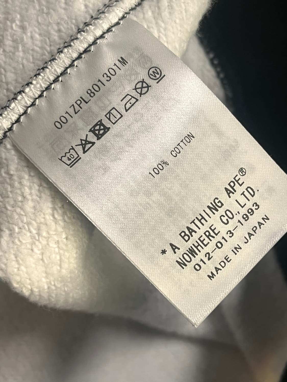 새상품급) 베이프 아트 카모 샤크 후드집업 상품이미지4