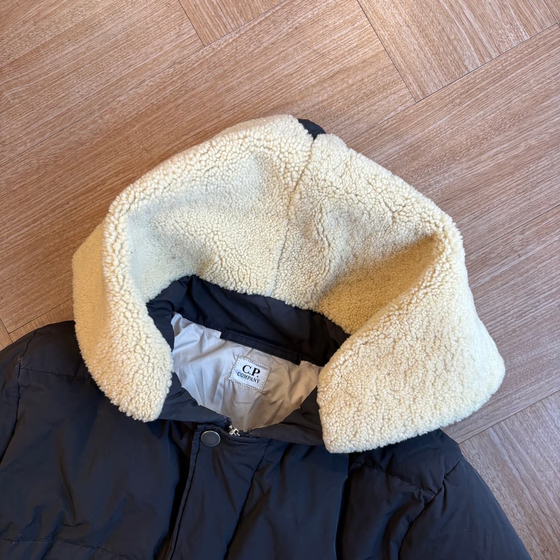 씨피컴퍼니 PIUMA DOCA 워치 파인더 푸퍼 자켓 상품이미지8
