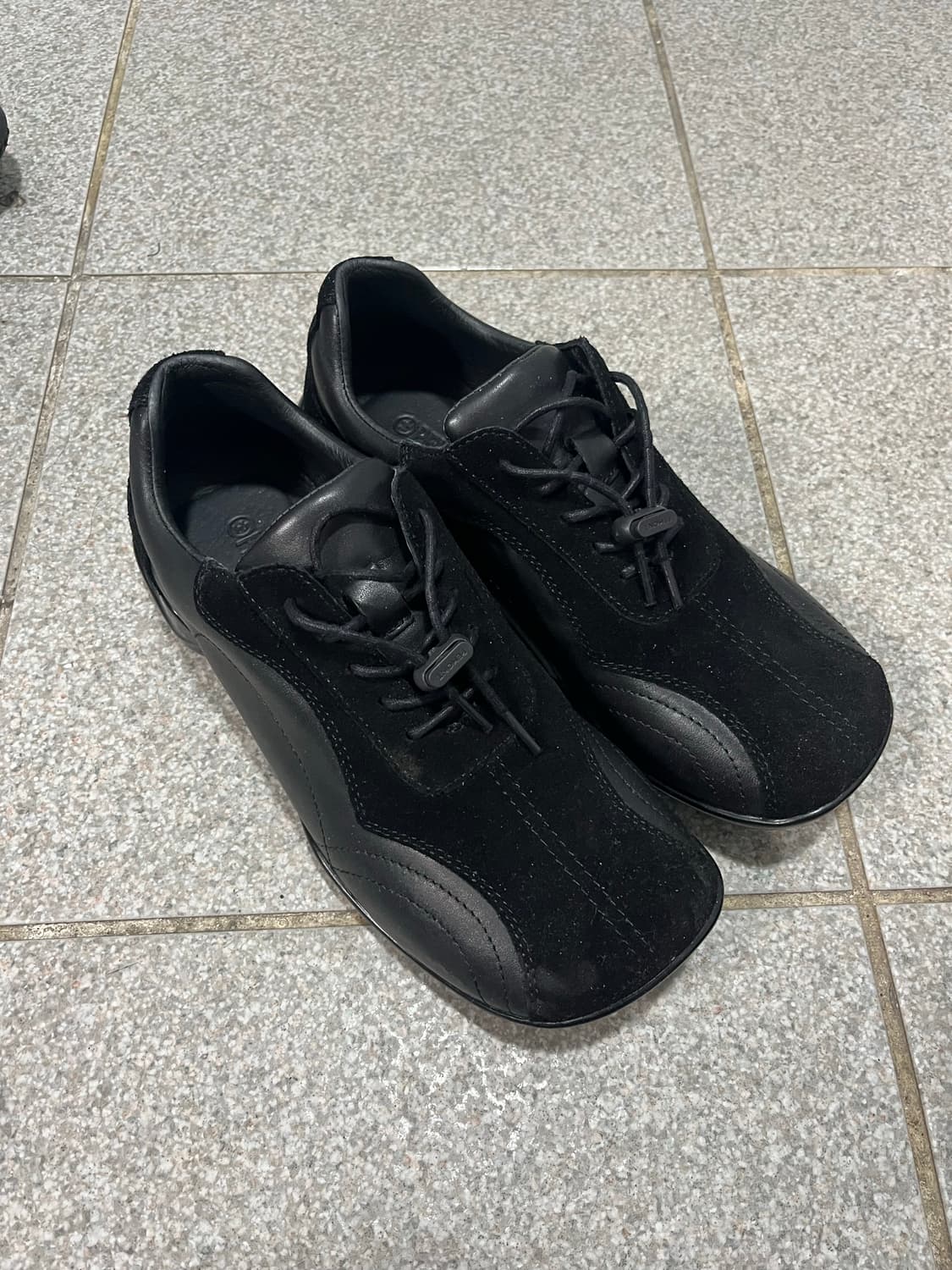 페몬트 스퀘어 블랙 245 상품이미지1