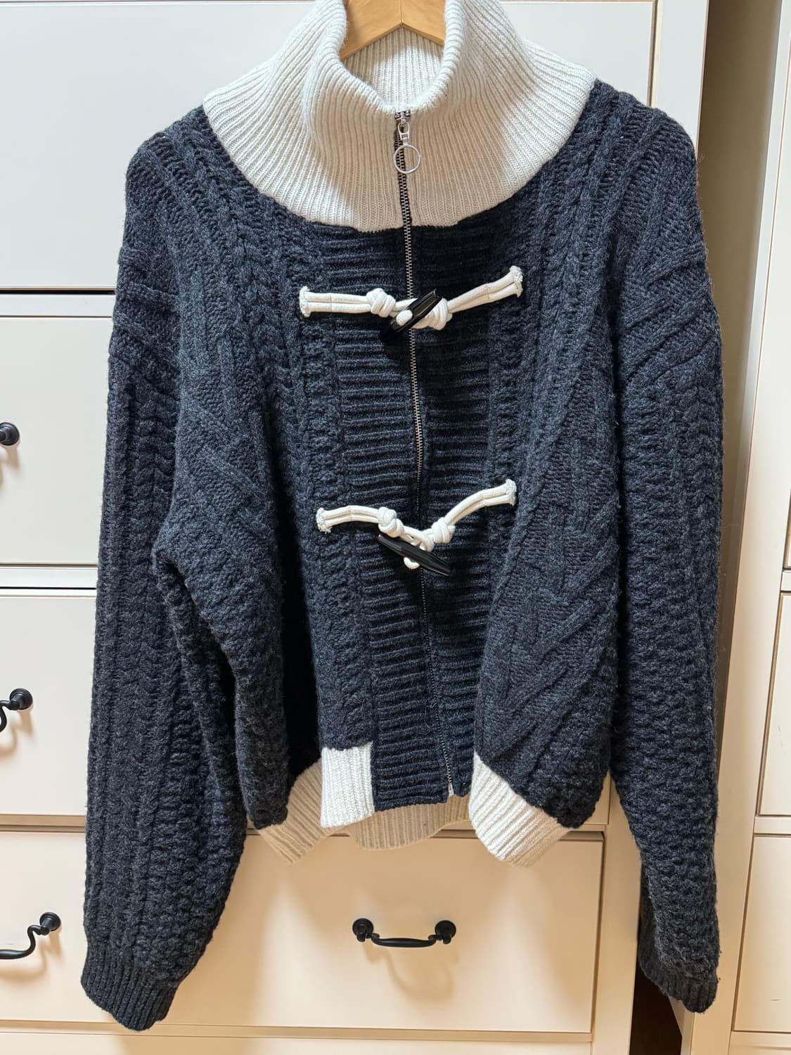 톰보이 토글 가디건 상품이미지2