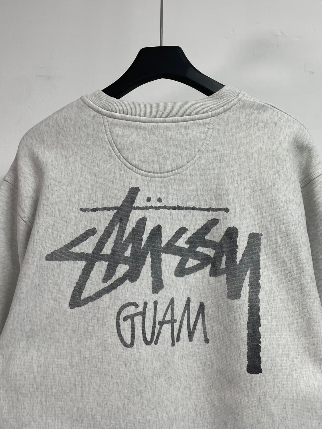 스투시 괌 챕터 한정판 헤비스웻 맨투맨 (on.522) 상품이미지4