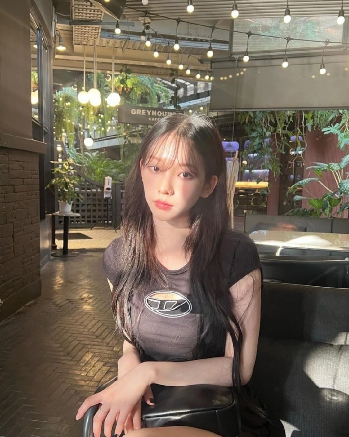 <새상품>디젤 컷아웃 피카부 로고 블랙 반팔 티셔츠 s 상품이미지5