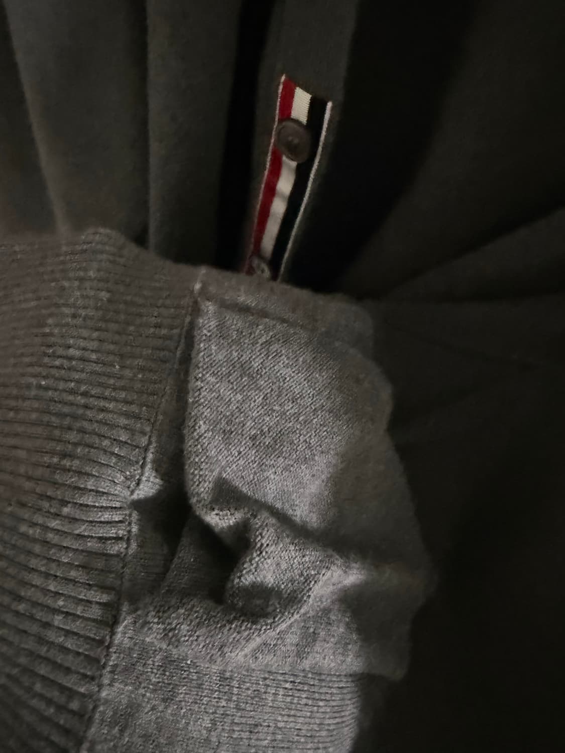 [오늘만] 톰브라운 밀라노스티치 가디건 상품이미지7