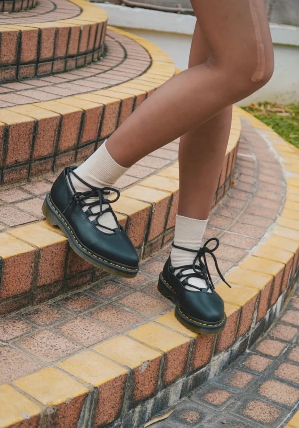 닥터마틴 엘피 uk4 230 발레코어 상품이미지2