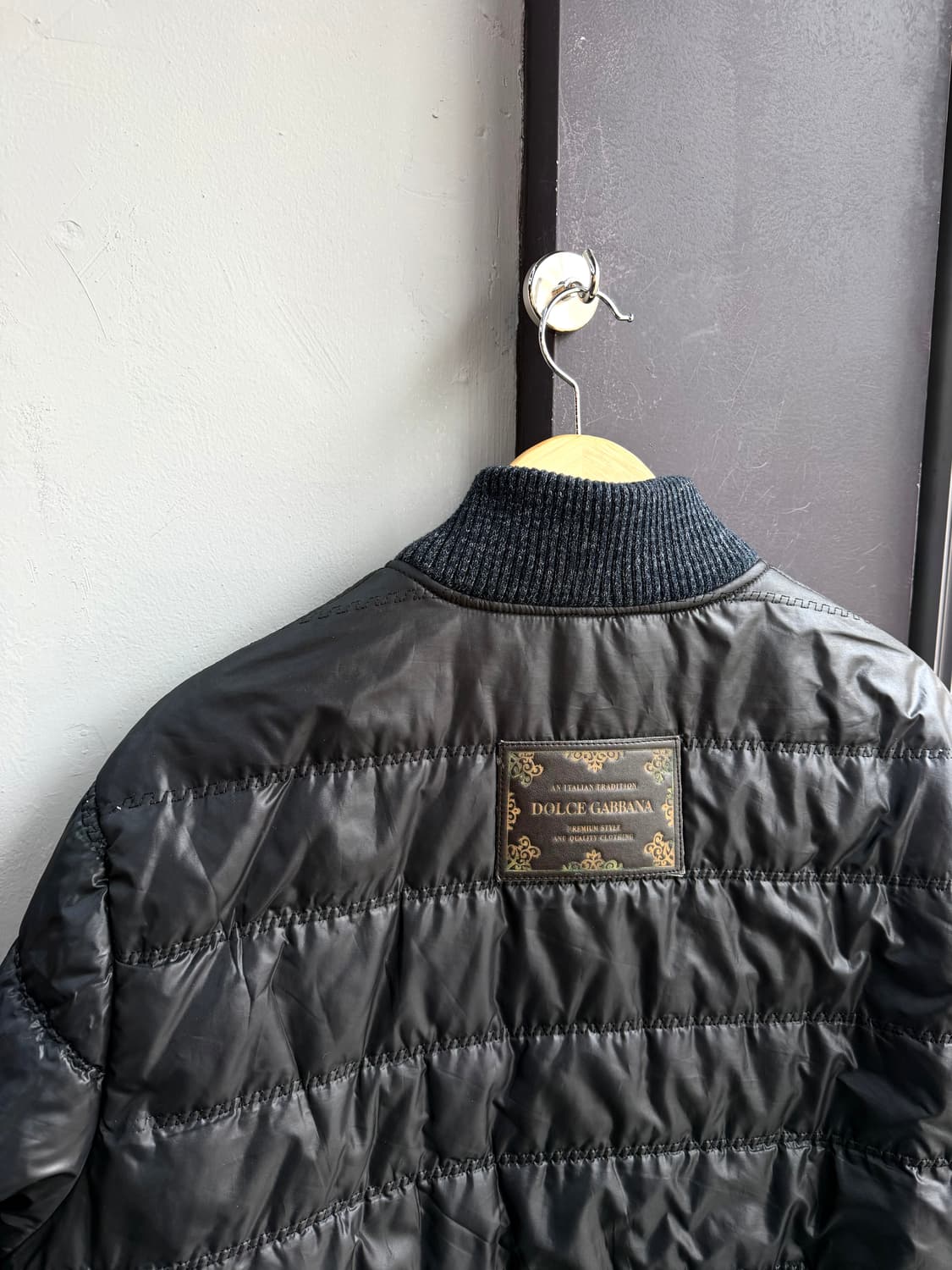 .L/ 돌체앤가바나 08AW DG 골드패치 퀄팅 패딩 상품이미지7