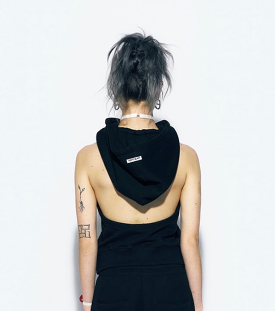 HALTERNECK HOODIE BOLERO BLACK SET 상품이미지3
