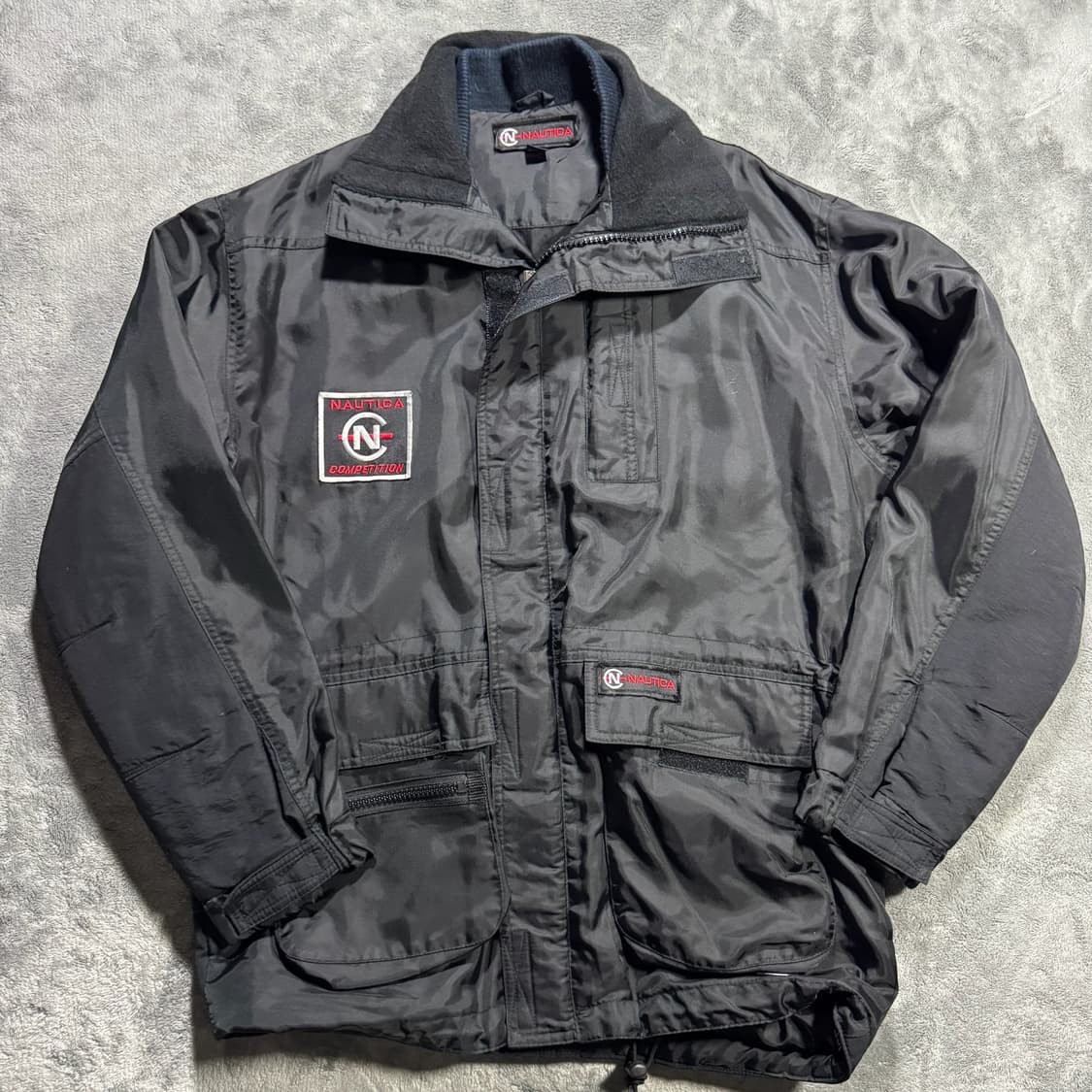 노티카 헤비 블랙 바람막이 점퍼 상품이미지1