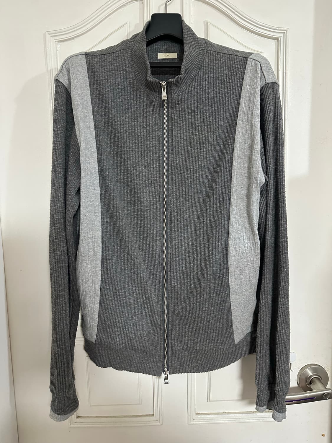 엑슬림 ep.1 집업 L사이즈 상품이미지1