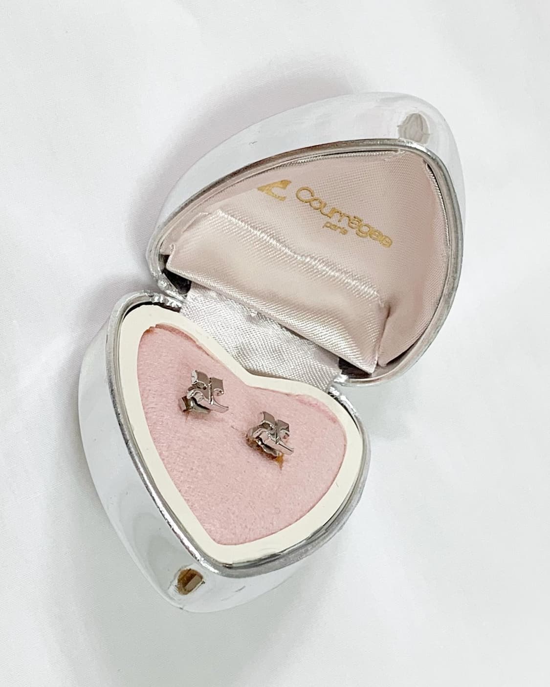 꾸레쥬 로고 귀걸이 상품이미지8