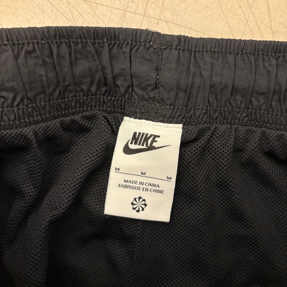 나이키 스우시 트랙 조거 팬츠 상품이미지3