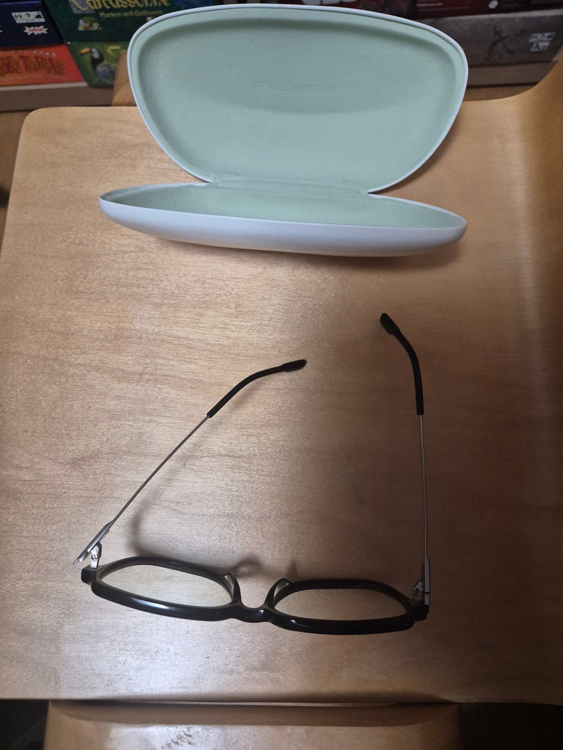 젠틀몬스터 무아 01 안경테  상품이미지1