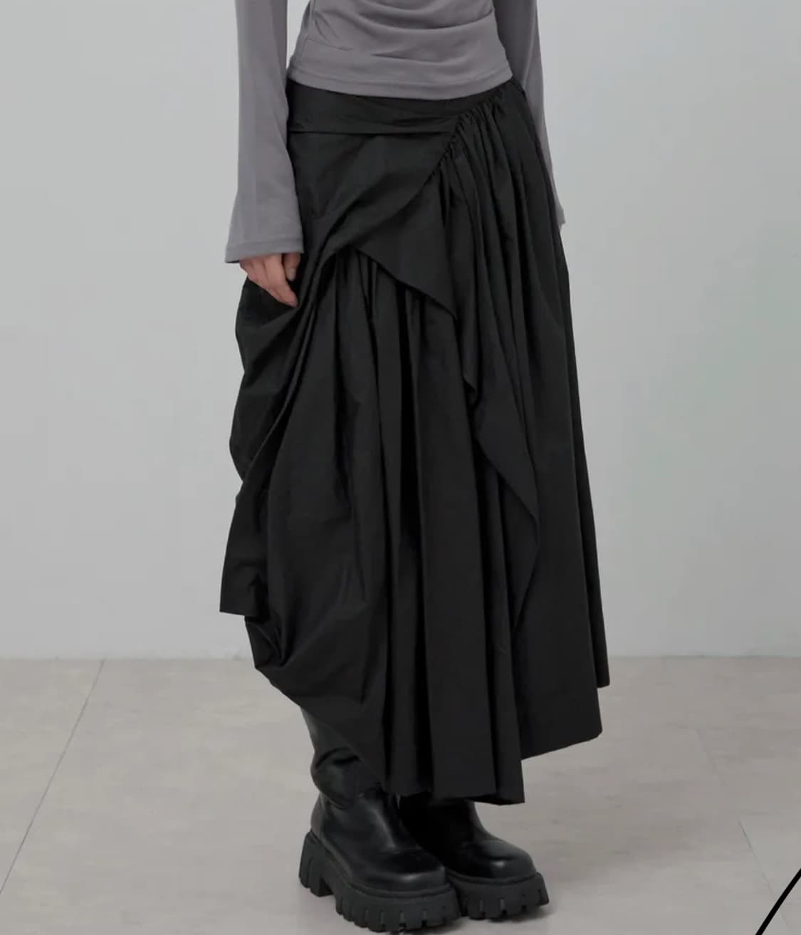 플레어업 드레이프 롱스커트 블랙1 상품이미지1