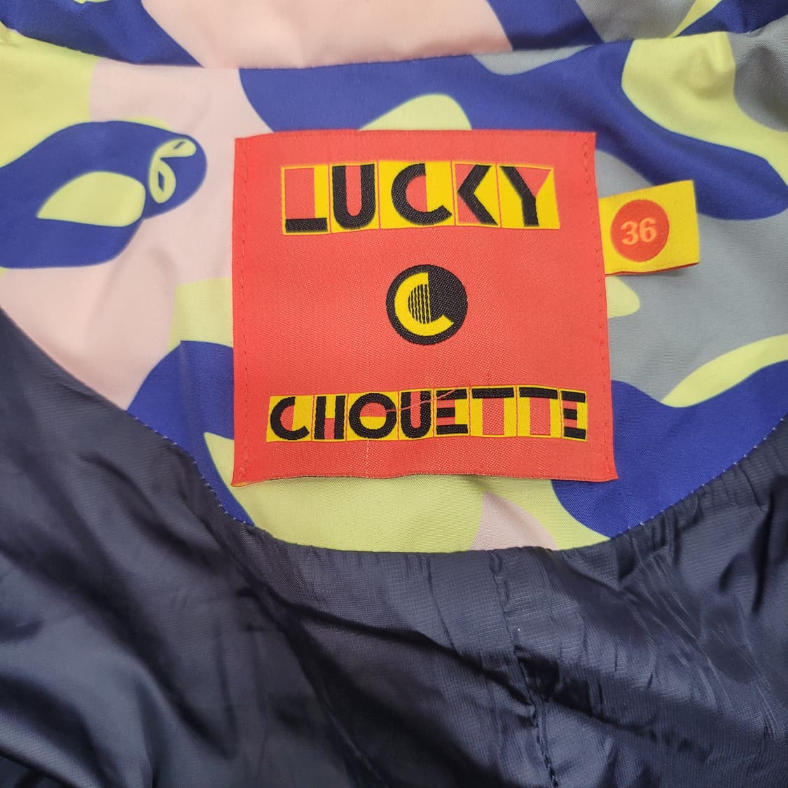 럭키슈에뜨 카모플라쥬 패턴 오리털 롱 패딩 코트 36사이즈 상품이미지9