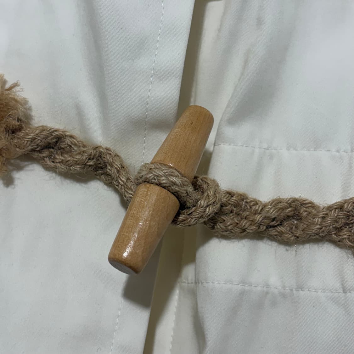 마가렛 호웰 코트 상품이미지3