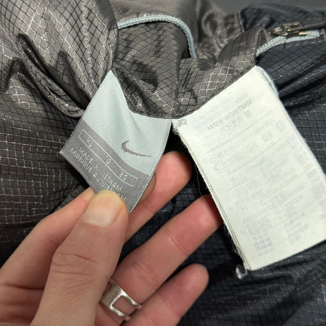 나이키 올드스쿨 리버시블 스몰 스우시 구스다운 패딩 점퍼 상품이미지7