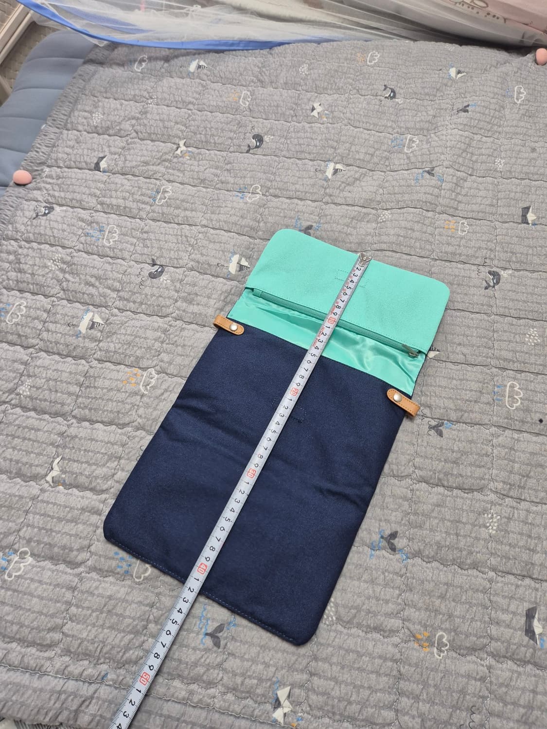 🐤새거🐤스타벅스 X 로우로우 네이비 폴더블 파우치 상품이미지6