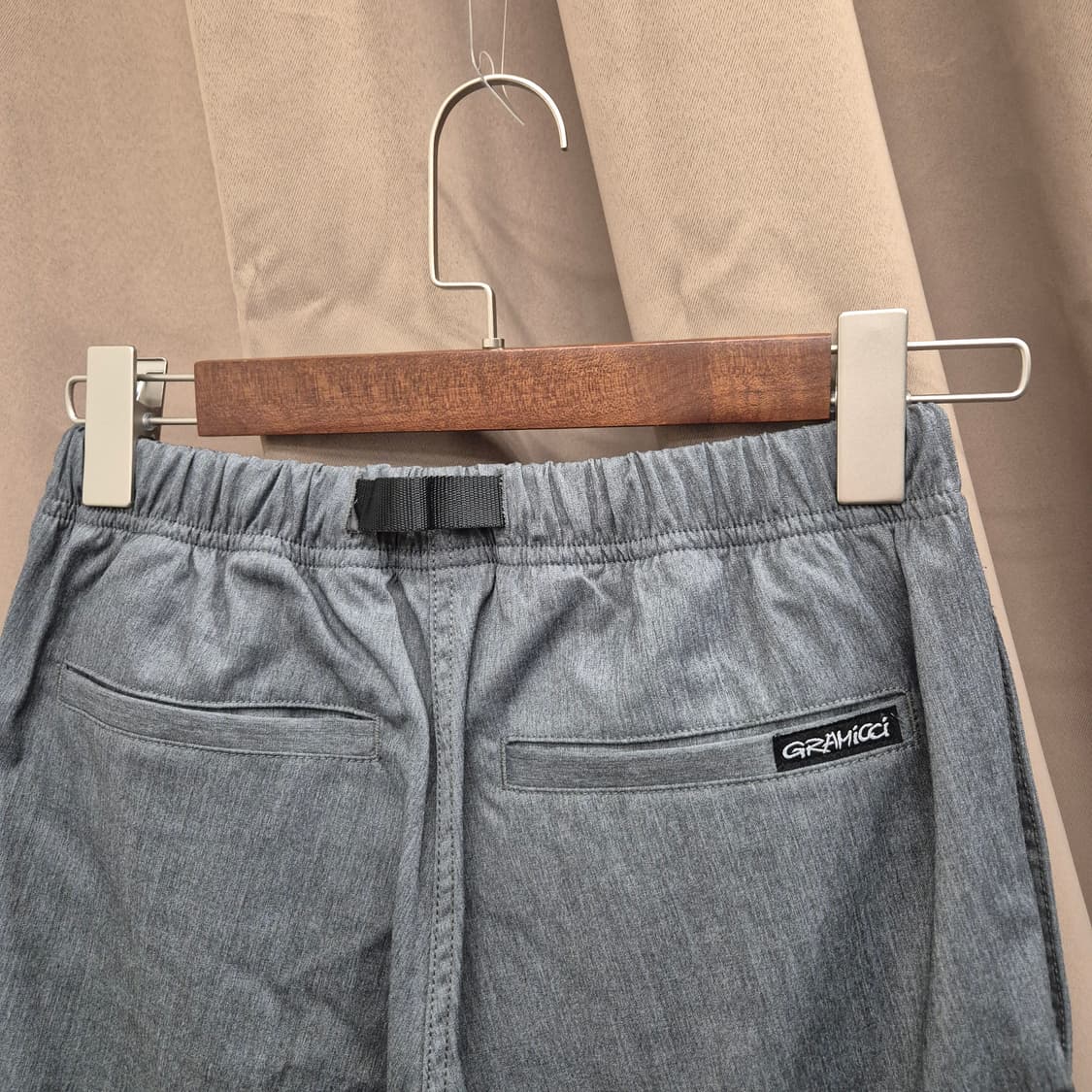 그라미치 x 빔즈 레이온 이지 슬랙스 상품이미지4