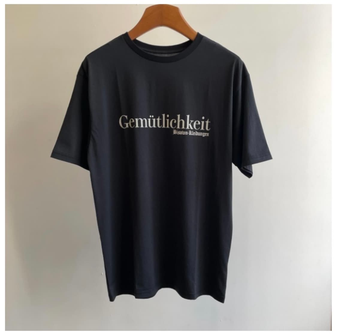 Bisown 비소운 한정 티셔츠 블랙 5 상품이미지1