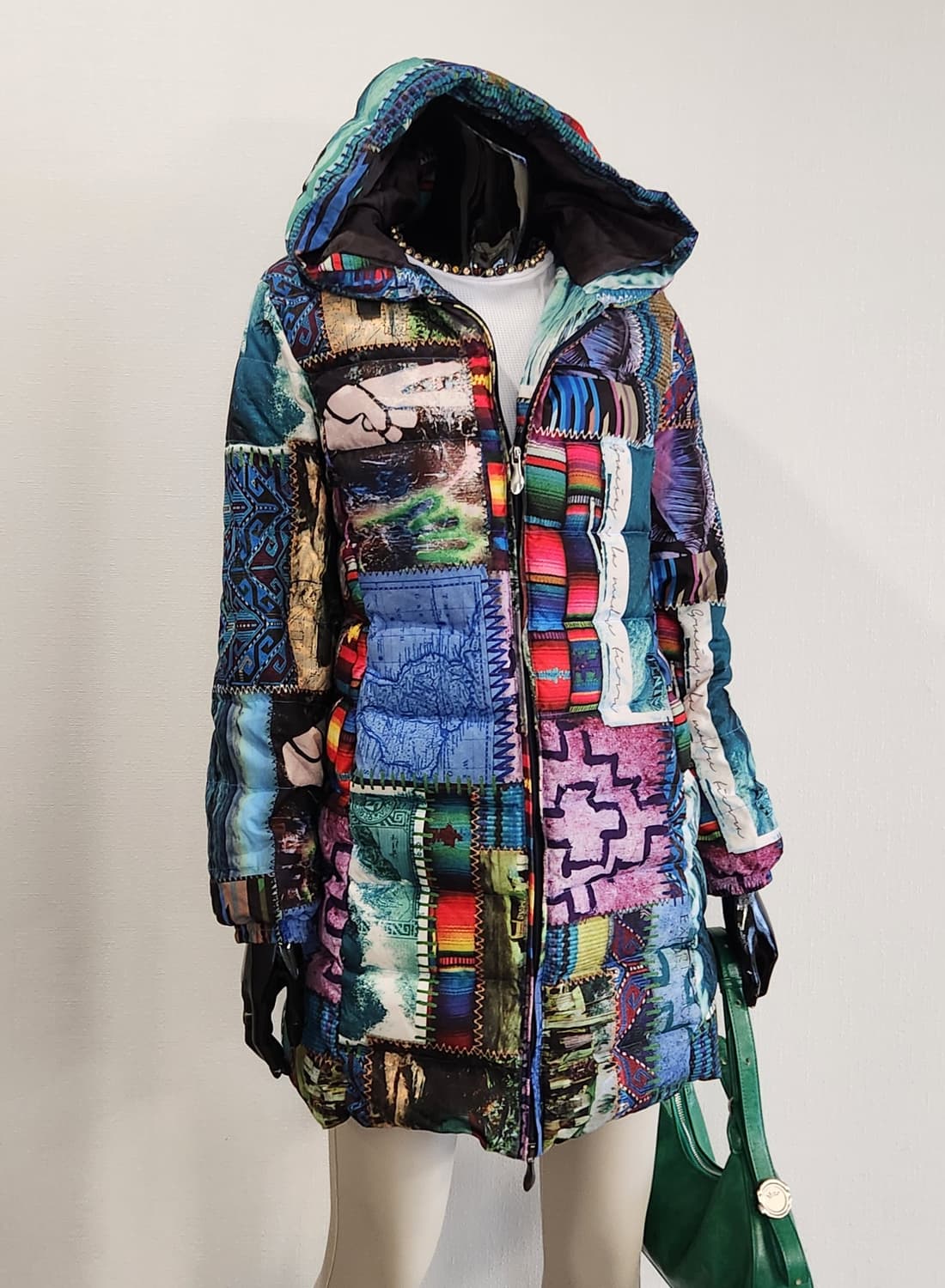 패치 스타일 패딩점퍼  상품이미지1