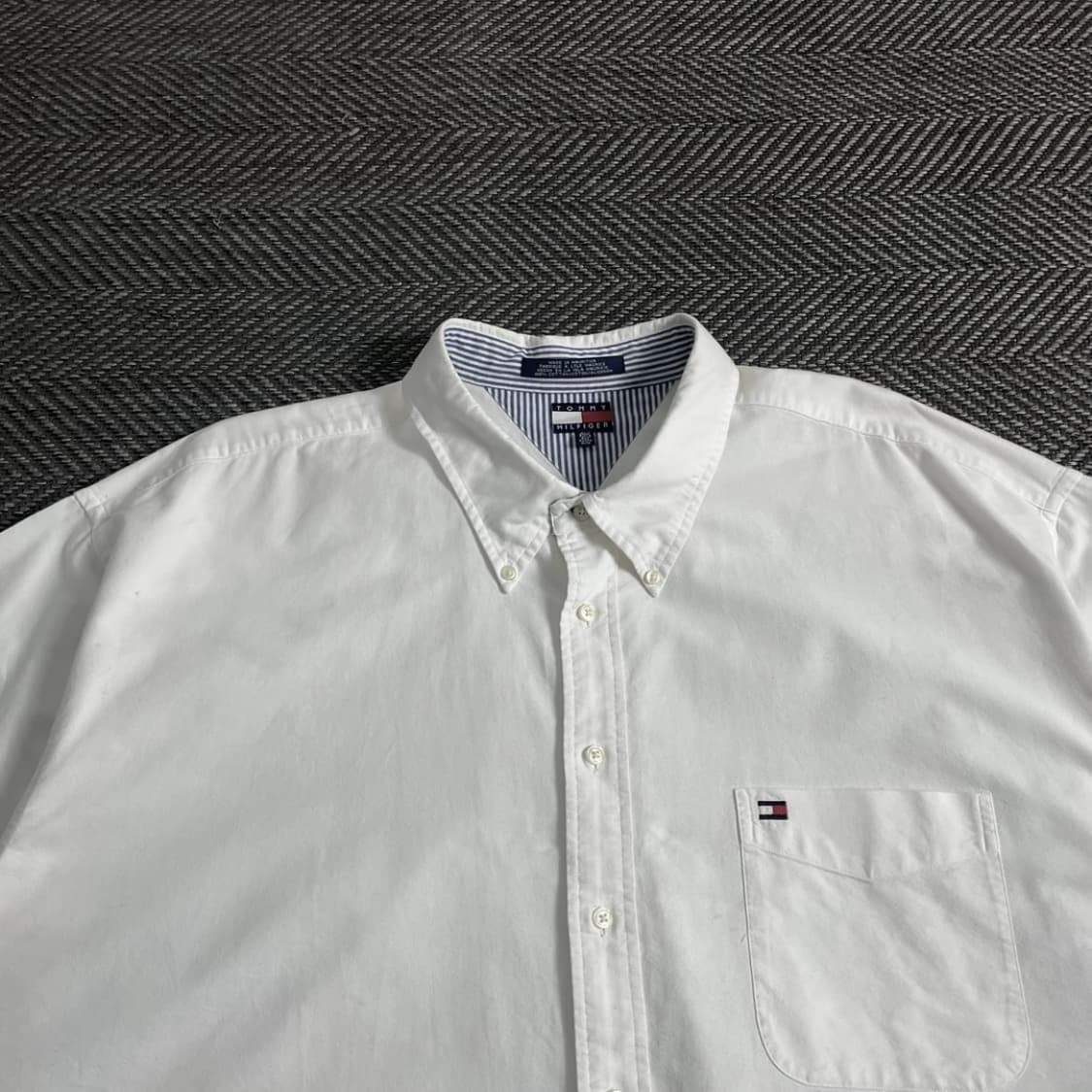 타미힐피거 플래그 로고 옥스포드 박시핏 반팔 셔츠o 4241 상품이미지2