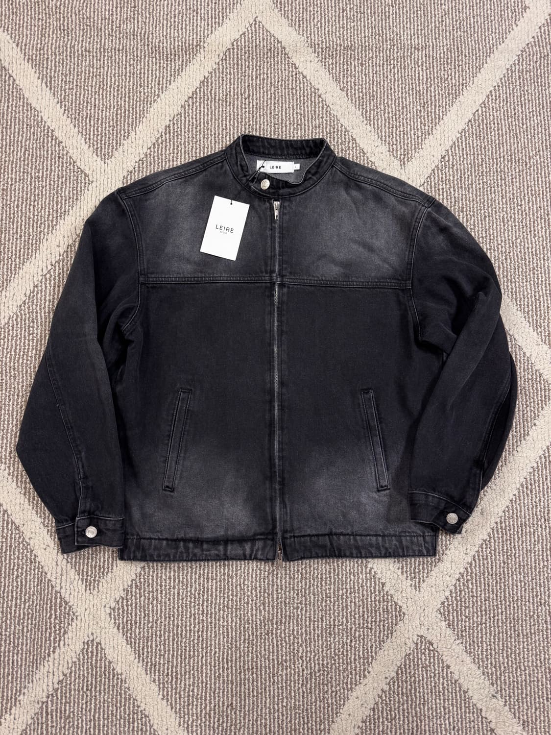[새제품/L] 르아르 데님 자켓 - 블랙 상품이미지1