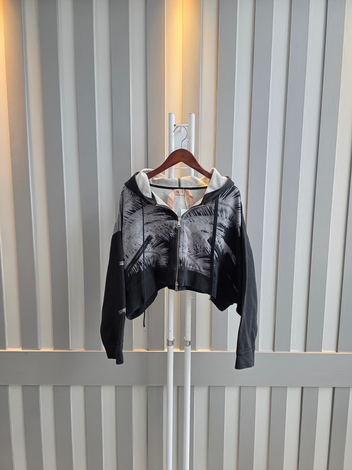 N21 크롭후드집업  상품이미지1