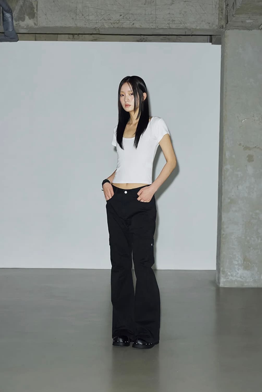 헬레네파리스 피그먼트 부츠컷 카고 팬츠 상품이미지3