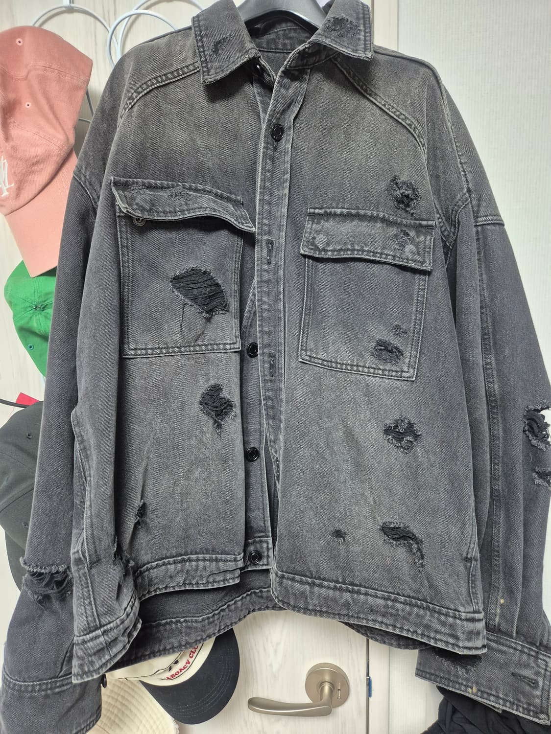 준지 흑청 데미지 트러커 46사이즈 상품이미지1