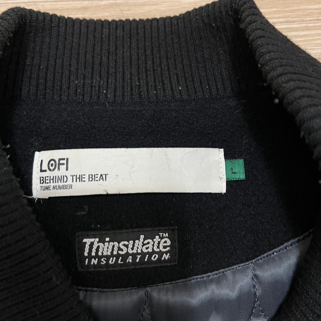 로파이 씬슐레이트 레더슬리브 울 양가죽 스타디움 자켓 [블랙] L/100 상품이미지4