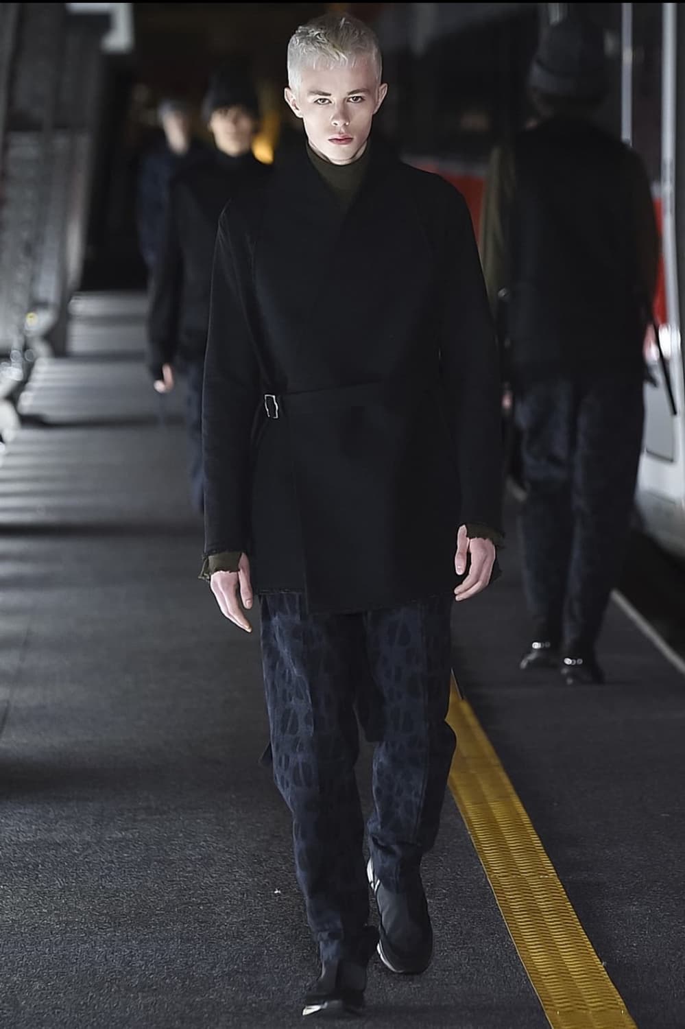 다미르 도마 16fw 랩코트 상품이미지2