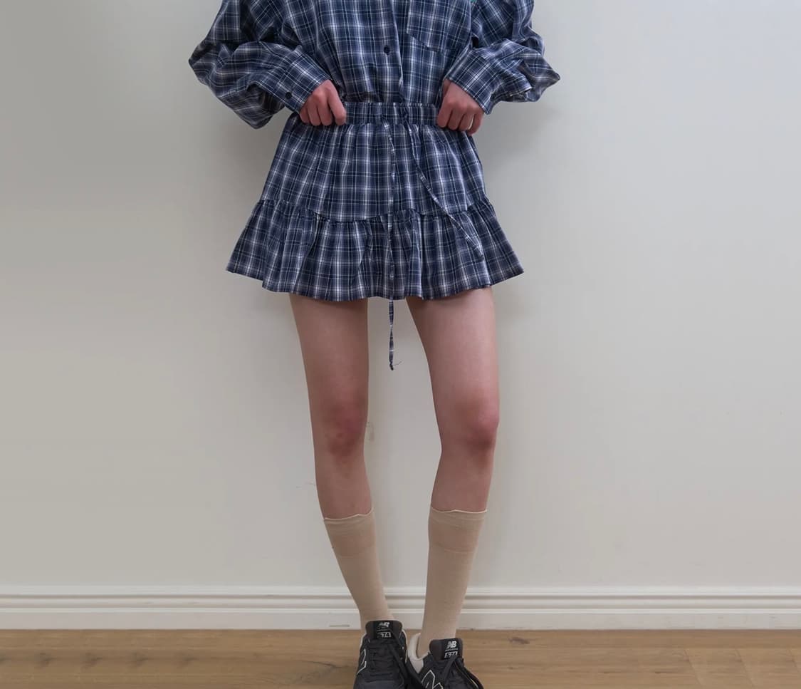 노컨텐츠 Sawa Check SK_Navy Check 스커트 네이비 색 상품이미지2
