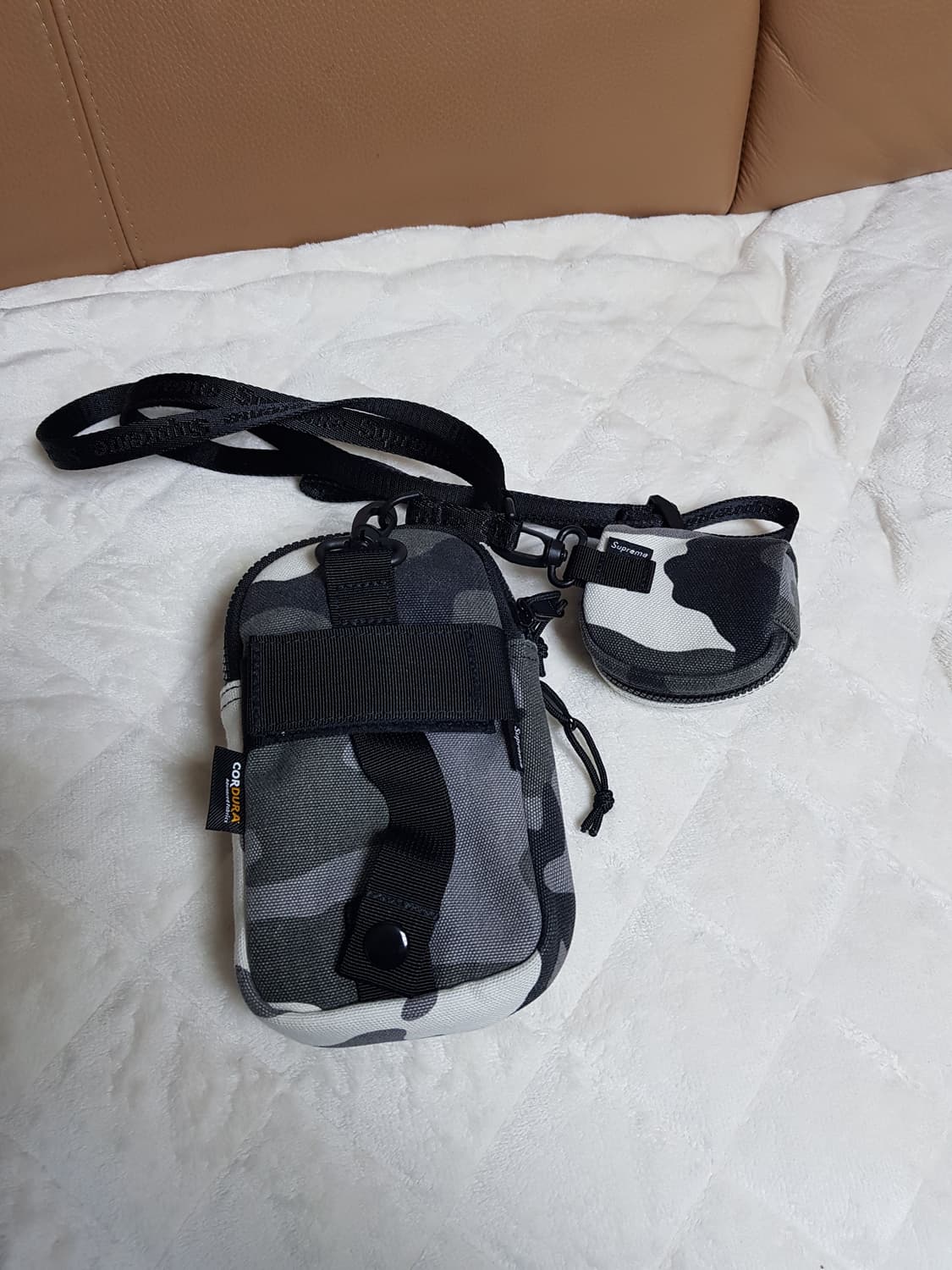 슈프림 카메라백 크로스백 스노우카모 25SS 상품이미지2