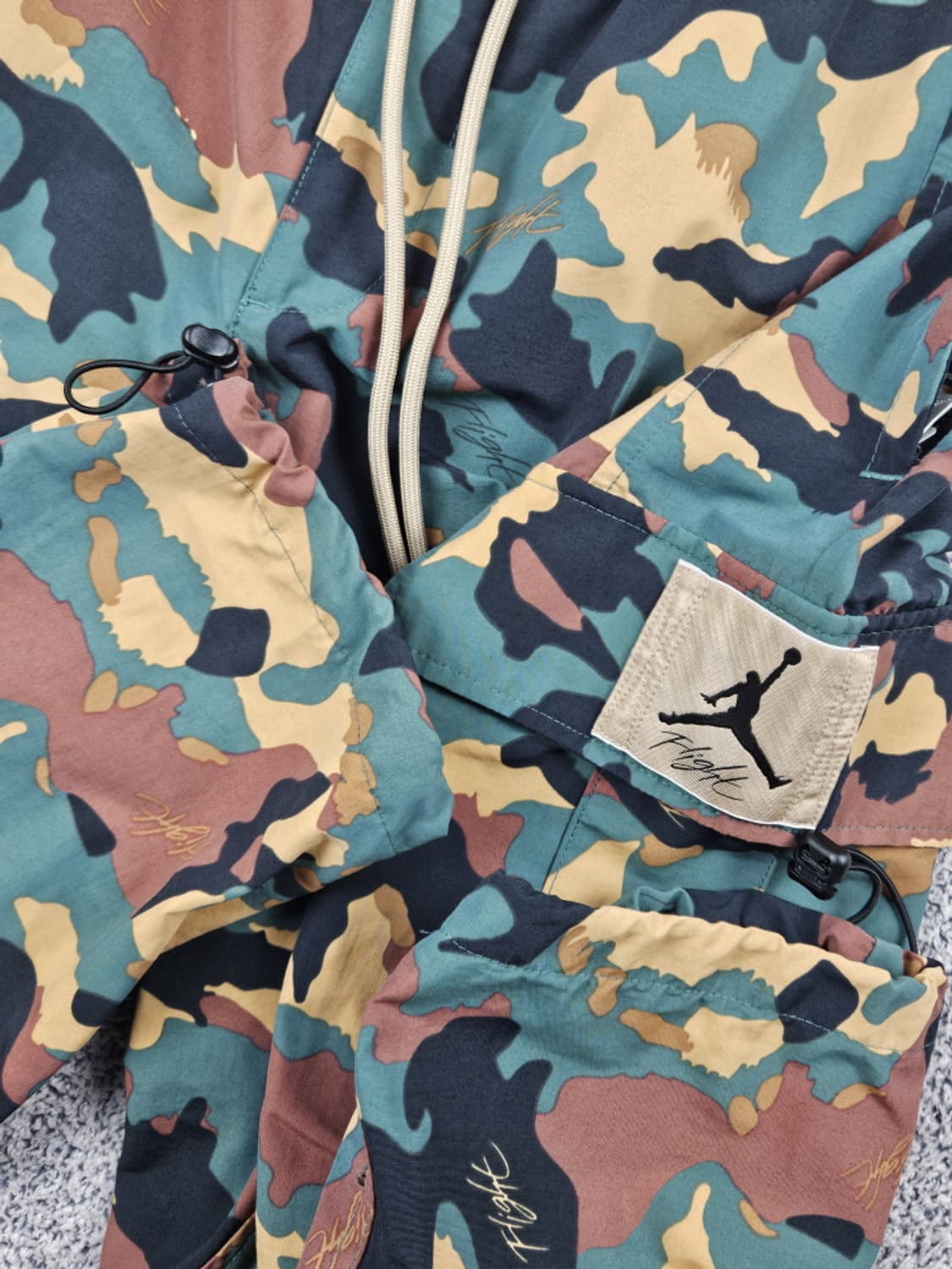 나이키 조던 밀리터리 포켓 카모플라쥬 조거 팬츠 ( M ) / 10233 상품이미지10