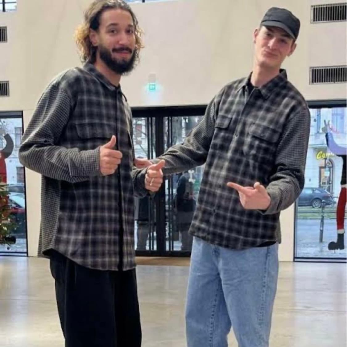 (L) 슈프림 23FW 하운드투스 플레이드 플란넬 셔츠 블랙 상품이미지1