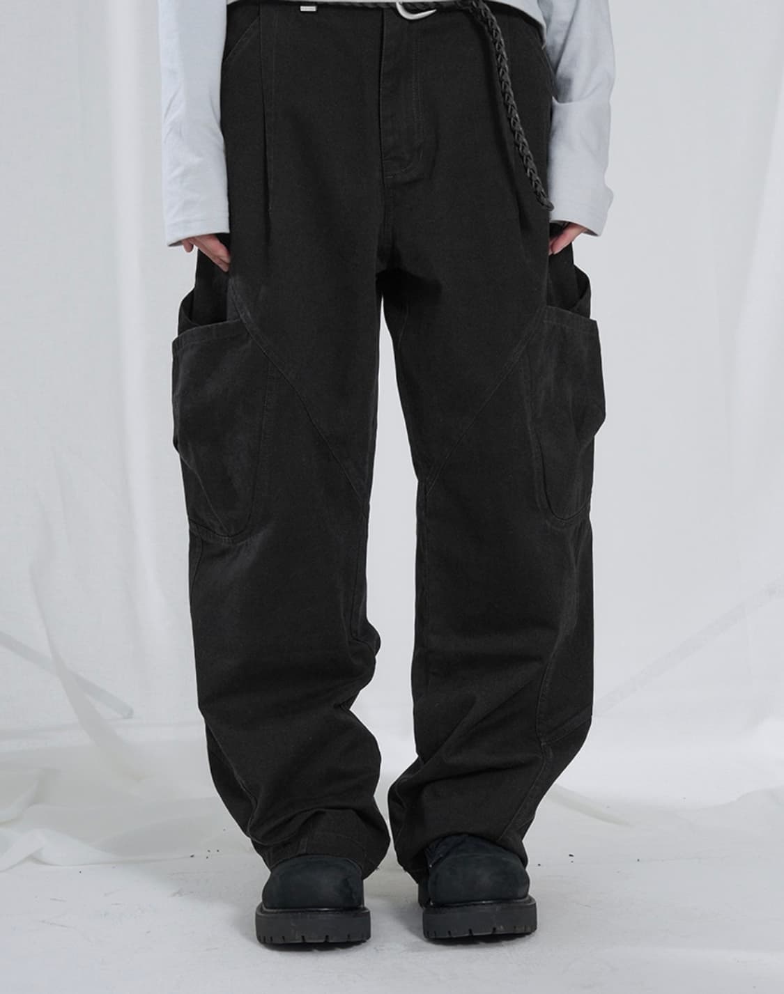 슬로우애시드 아웃 포켓 핀턱 팬츠 (블랙/M) 상품이미지1